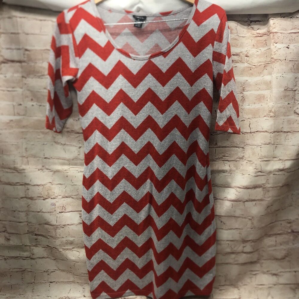 Rue 21 Womens Dress Size XL 3/4 Sleeve Bodycon Chevron Red Gray